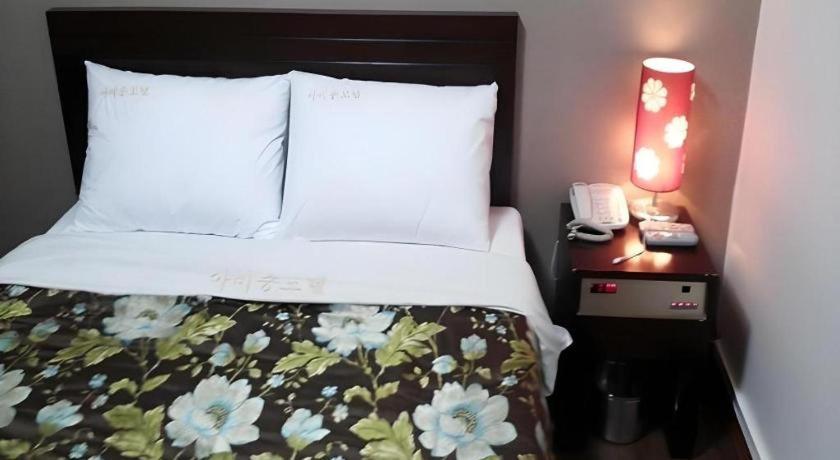 Jongro Nova Motel Seoul Eksteriør bilde
